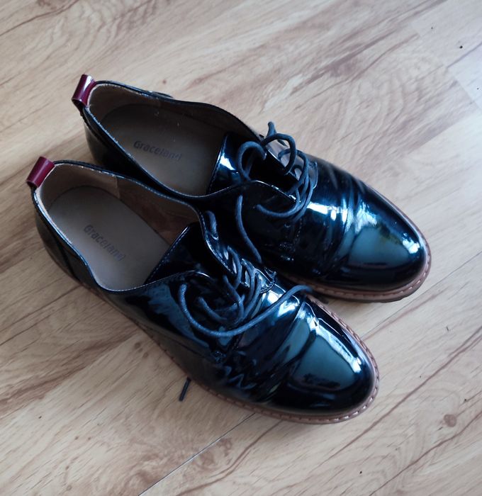 Półbuty damskie skórzane -38