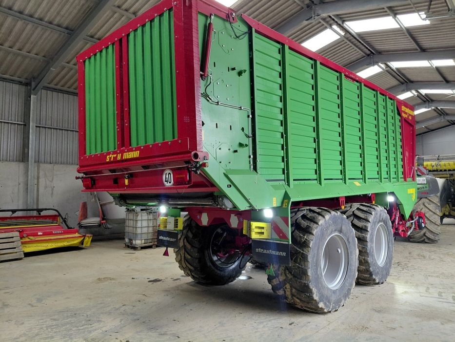 Przyczepa samozbierająca strautmann magnon 430 lub 470 krone zx pottin