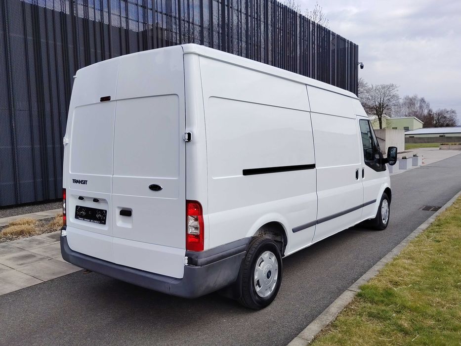 Ford Transit  2010r  Długość paki 3.30m