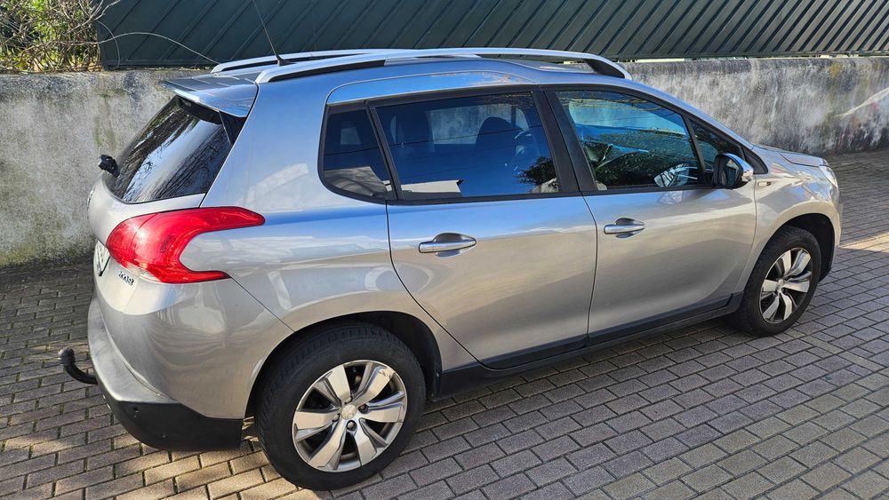Peugeot 2008 1.2 PureTech