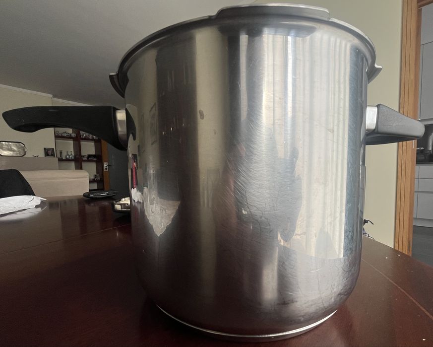 Panela de Pressão Suprema de 7 litros