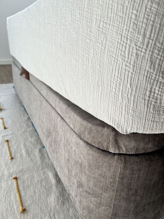 Cama corpo e meio como nova feita à medida