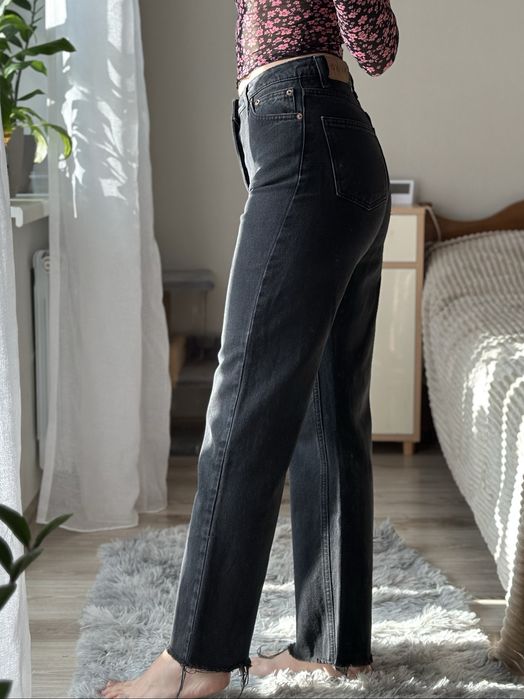 Продам жіночі джинси