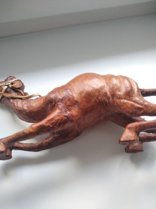 Сувенир верблюд кожаный коллекционный