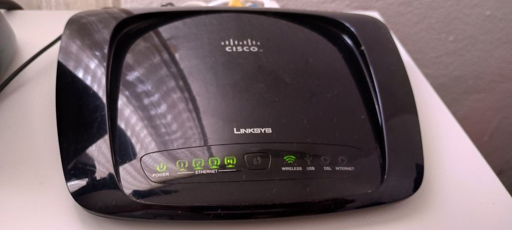 Router Linksys by Cisco WAG320N
