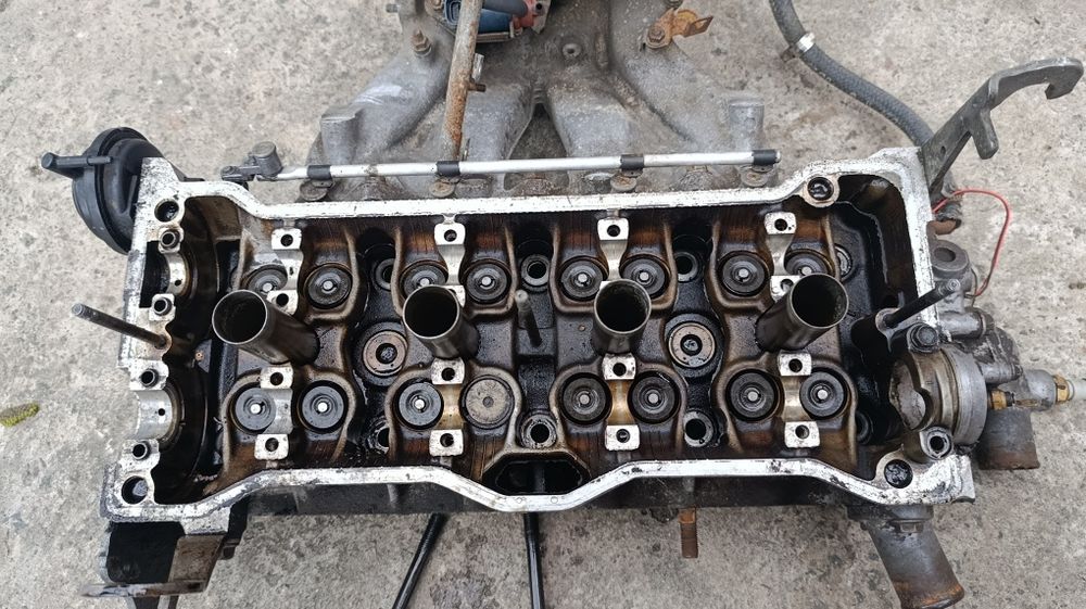 ГБЦ на Тойота Toyota 4afe без розпредвал.