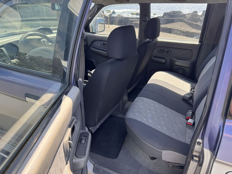 Mitsubishi L200 em bom estado