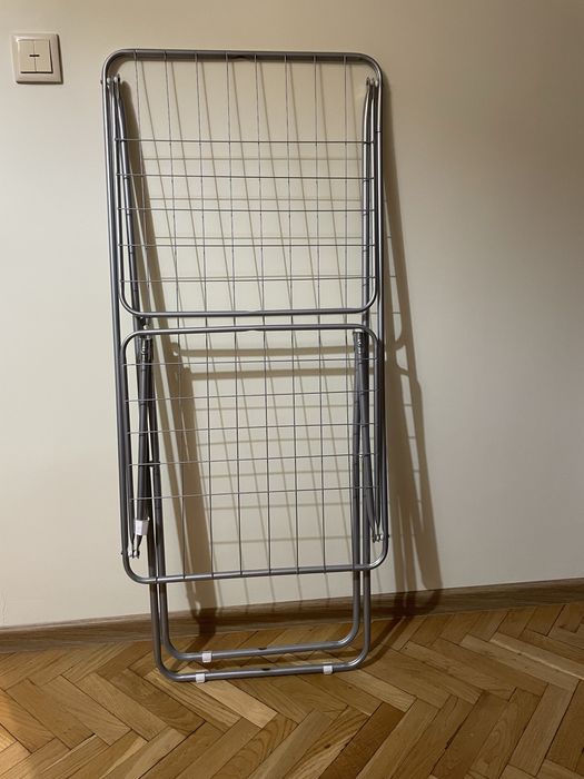 Suszarka na ubrania rozkładana
