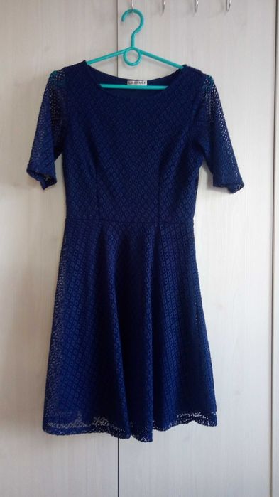 Sukienka granatowa M/L 38/40 krótki rękaw