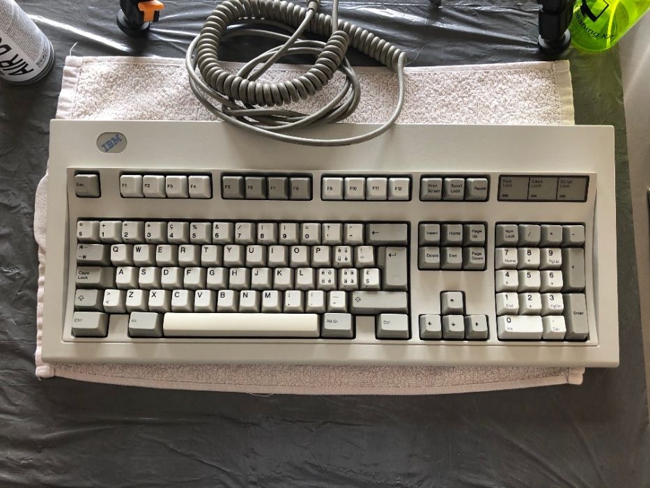 Teclado Mecânico - IBM Model M - “clicky” switches