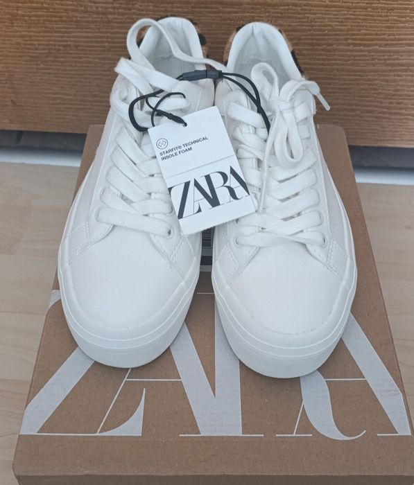 Продаються нові жіночі кеди Zara