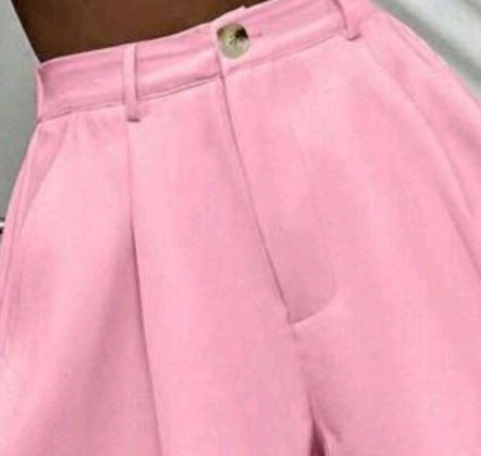 Calções rosa suave