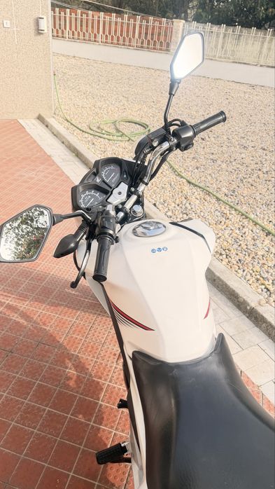 Vendo Mota Honda 125CC ano 2017.