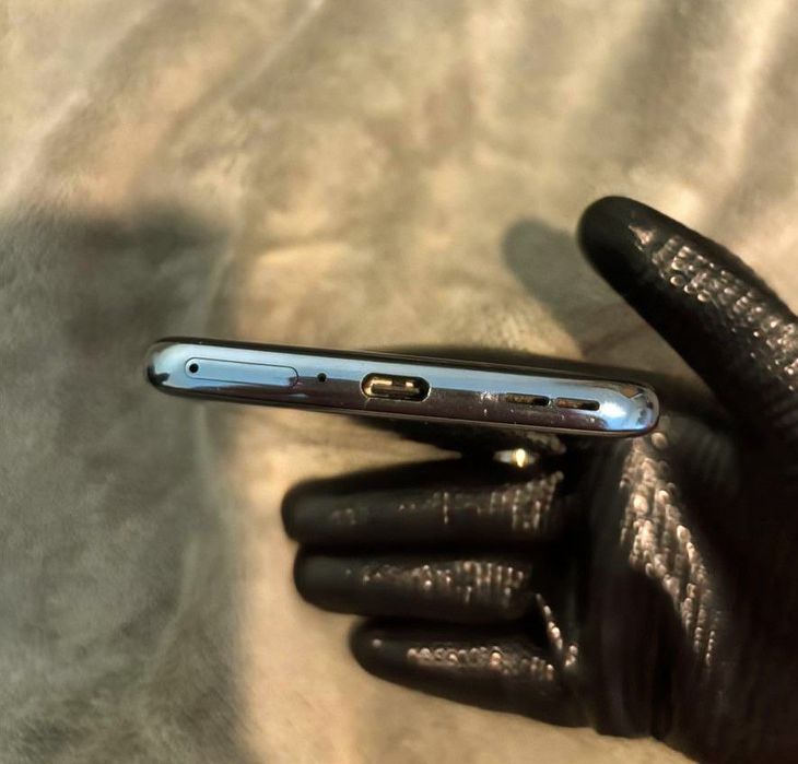 OnePlus Nord 5G (Model: AC2003) 8GB RAM / 128GB - Desbloqueado, Preço baixado para venda rápida!