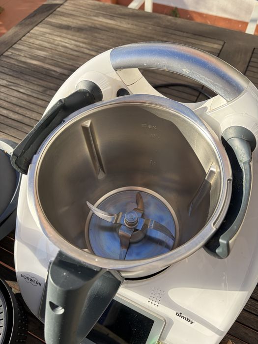 Bimby TM6 com vários acesssorios