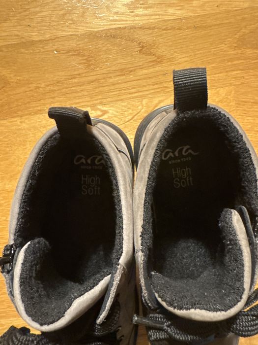 Ocieplane buty za kostkę firmy ara