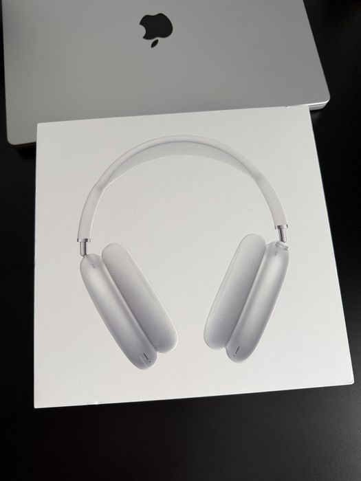 Airpods max навушники