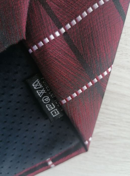 Elegancki krawat męski długi Verdena burgundowy w skosy Nowy