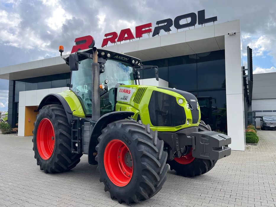Claas Axion 800