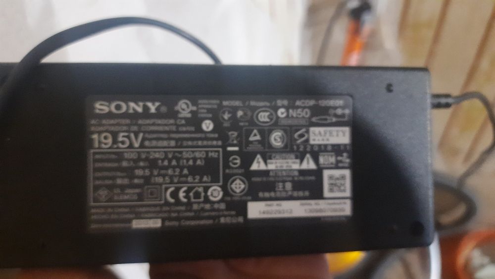 Телевизор 42" Sony KDL-42W653A Smart TV (Экран ЦЕЛЫЙ, не включается) + родной БП и пульт