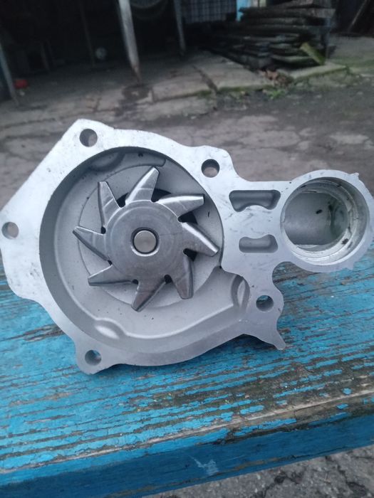 Chery EASTAR Насос водяной (помпа) 2.0L 2.4L THERMOTEC на Chery EASTAR