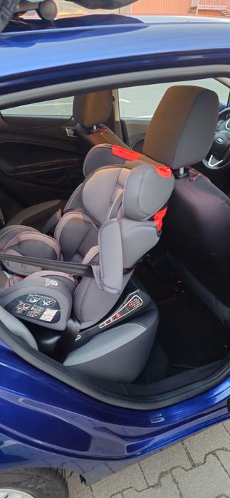 Ford Fiesta 2015r,benzyna,bardzo ładny.