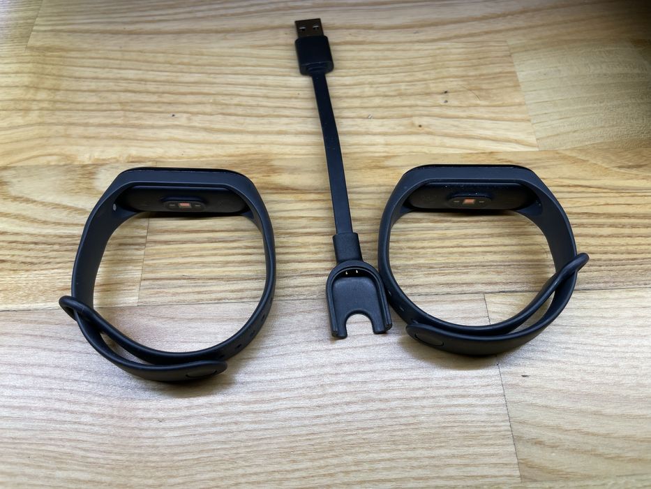 Mi band 3 лот смарт браслети