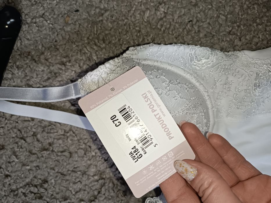 Białe body modelujące Gorsenia 70C