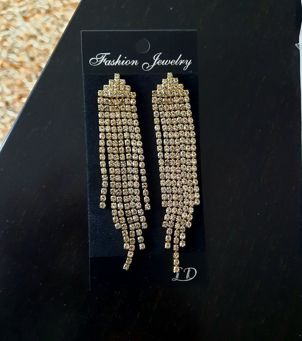 Brincos compridos - nunca usados