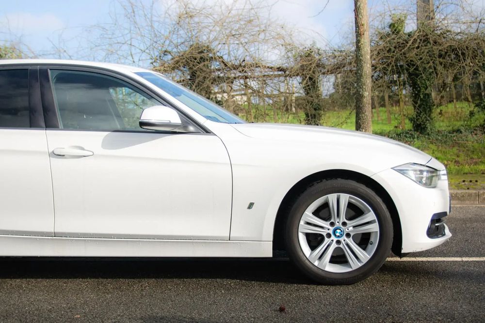 BMW 330 e iPerformance Line Luxury