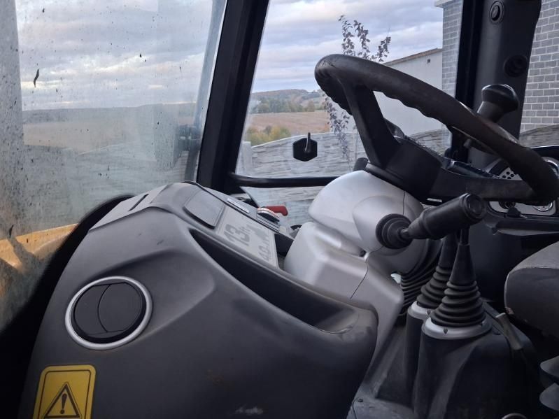 Koparko-ładowarka JCB 3CX