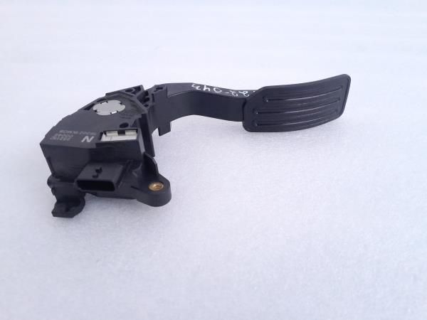 Pedal do acelerador NISSAN Juke (F15)