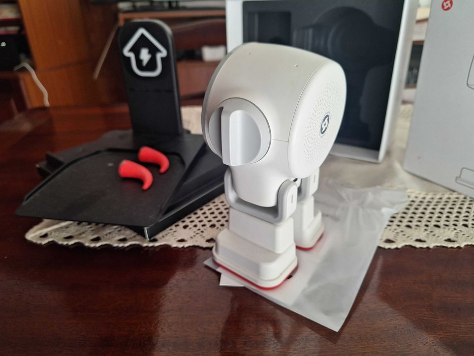RUX AI Desktop Robot + Base de Carregamento Oficial (Como Novo)