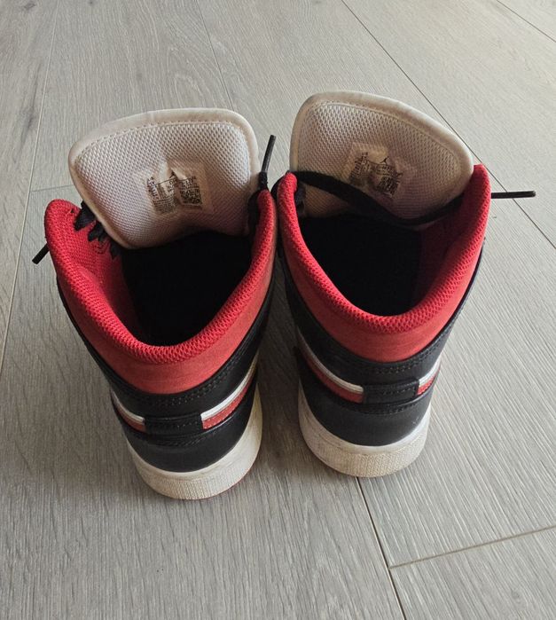 Ténis Nike Jordan
Tamanho 38