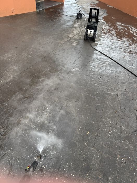 Limpeza e lavagem de terraços