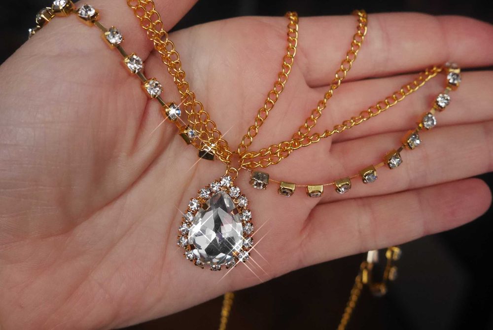 Тика на голову. Индийское восточное украшение.