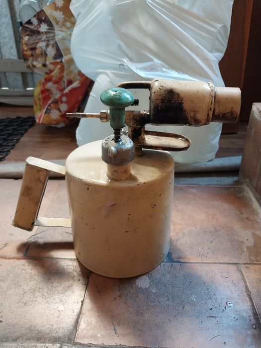 Продам газовую горелку