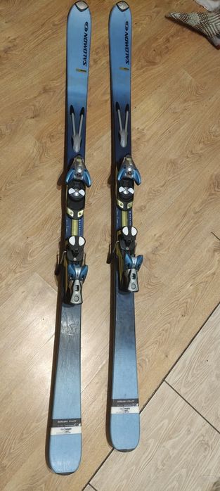 Narty zjazdowe Salomon