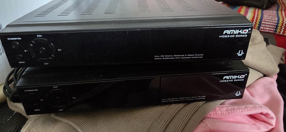 Box Amiko HD8240 Series