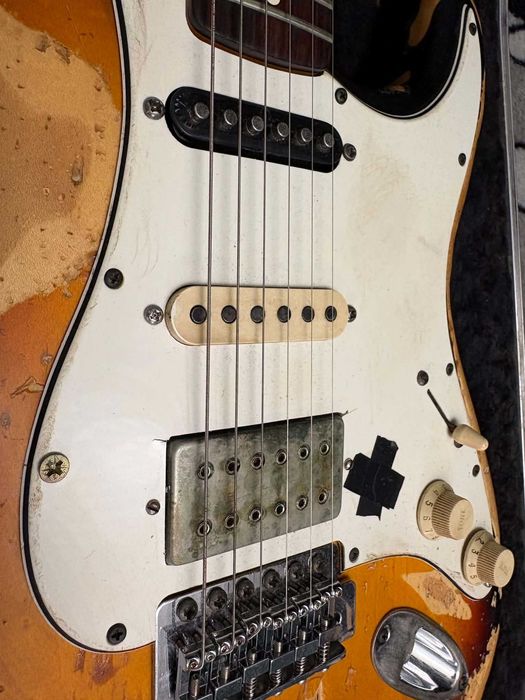 Gitara elektryczna Fender Stratocaster 1999 Made in Mexico + case