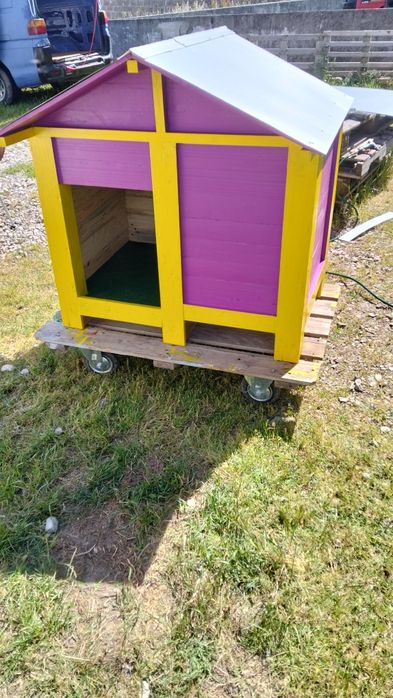 Casa para cao de porte medio