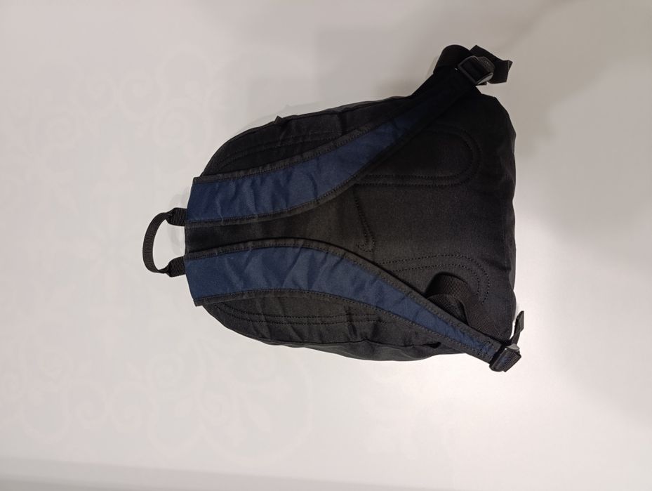 Оригінальний рюкзак Nike Classic (чорний / темно-синій)