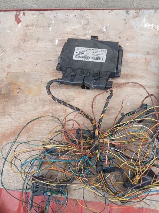 Блок управління парктроніком на Мерседес Спрінтер W 906 A906 900 12 00