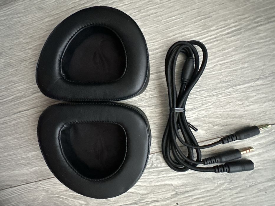 ASUS ROG DELTA CORE Gaming- Headset (Como Novo)