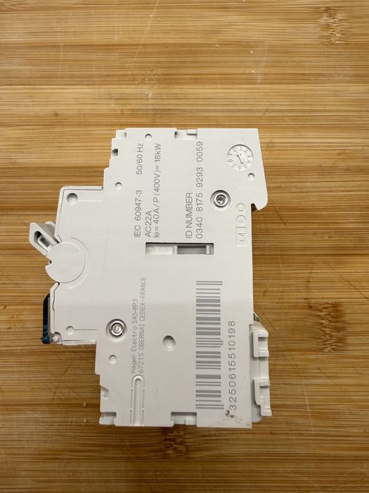 Interruptor diferencial (RCD / IDR) Trifásico