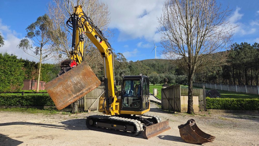 Mini Giratoria Caterpillar 803E2cr