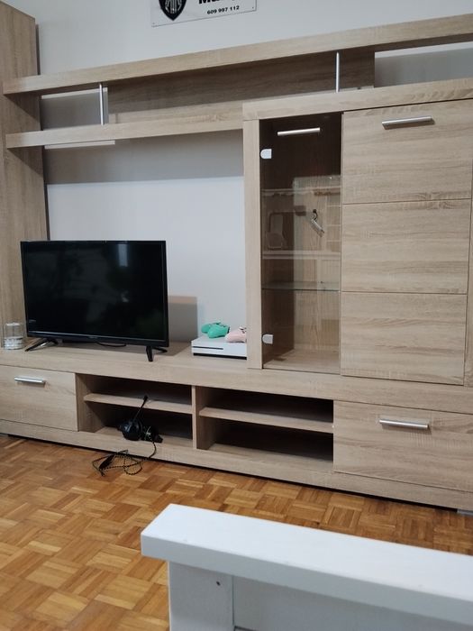 Meble do pokoju z podświetleniem