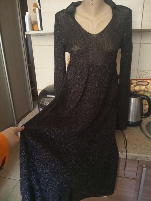 Платье чёрное размер м
