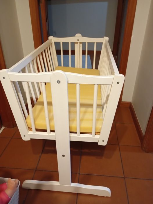 Berço pequeno para bebé