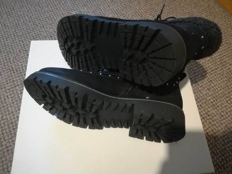 Skórzane trzewiki ocieplane Lasocki 36